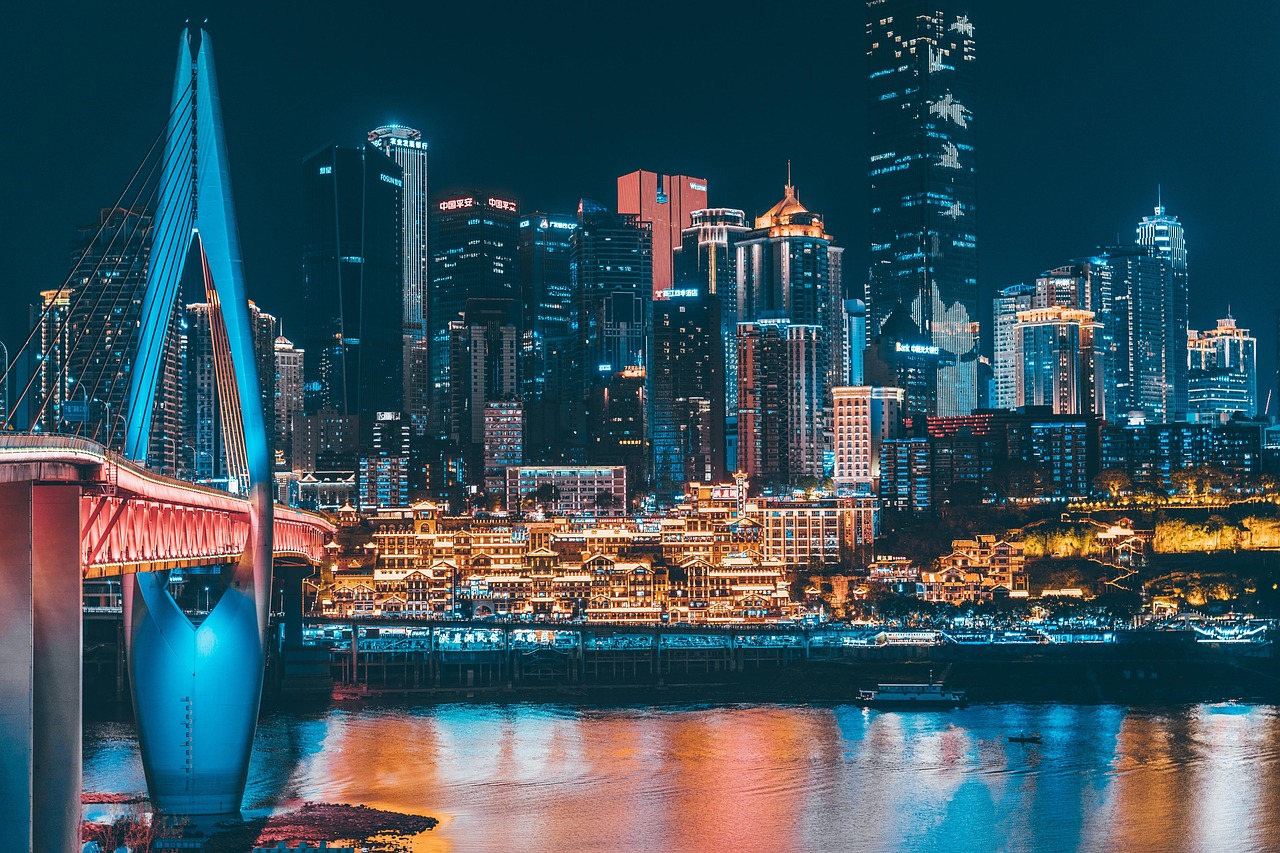 城市夜话 · 六国城景